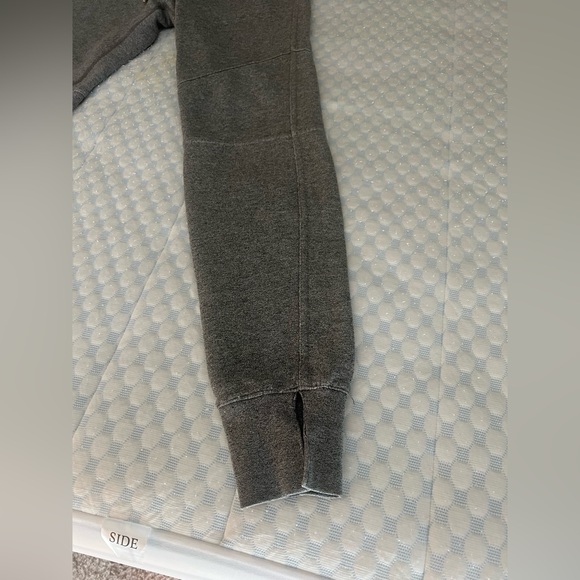 John Elliott Sweatsuit (Size Medium) - Picture 5 of 8